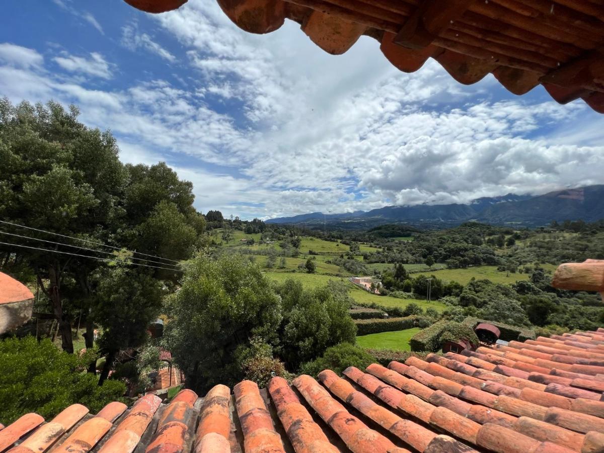 Lodge Hotel, Bungalows, Y Aventura Park De Leyva La Periquera *